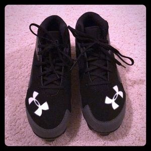 EXCLUSIVE Under Armour Boys Soccer Cleat